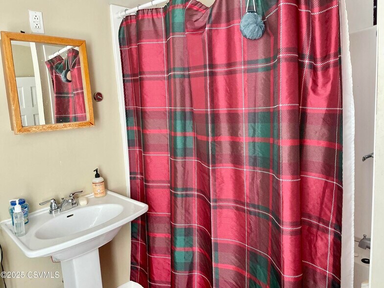 More Photos Of 207 Front St, New Berlin Apartments For Sale