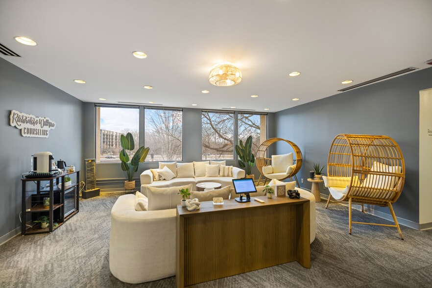 More Photos Of 10000 Highway 55, Plymouth Office For Lease