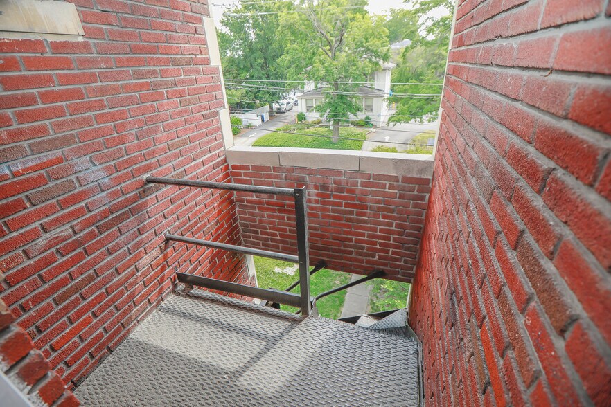 More Photos Of 1000 Gates Ave, Norfolk Apartments For Sale