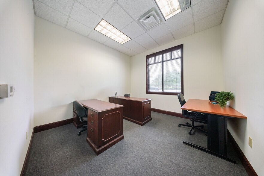 More Photos Of 4610 Riverstone Blvd, Missouri City Medical For Sale