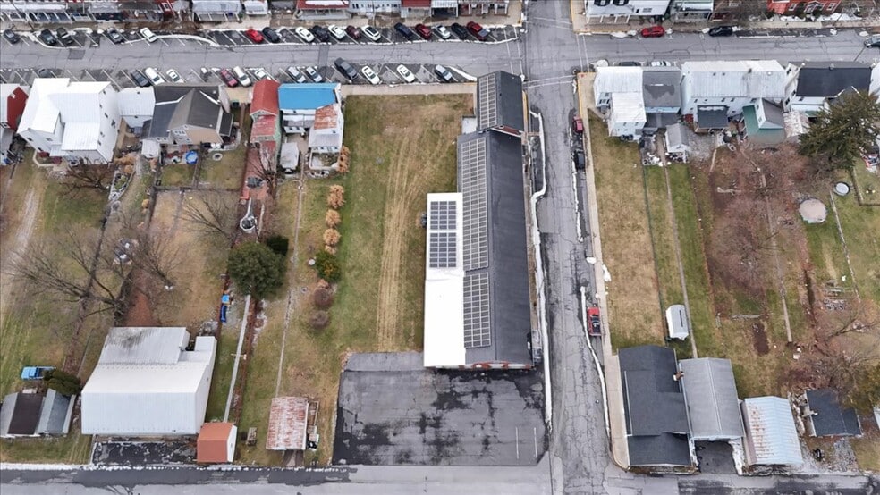 More Photos Of 345 N Main St, Bernville Industrial For Sale