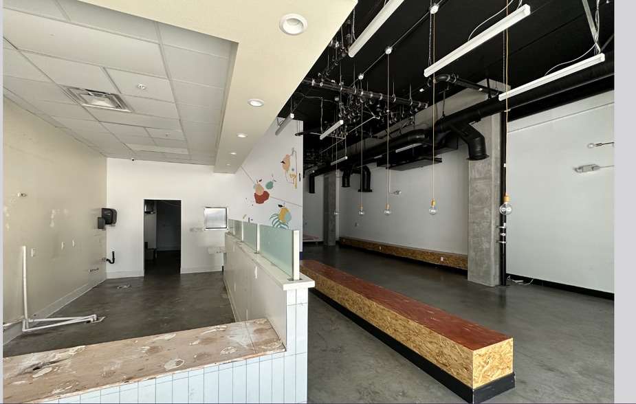 More Photos Of 424 W Pico Blvd, Los Angeles Apartments For Lease