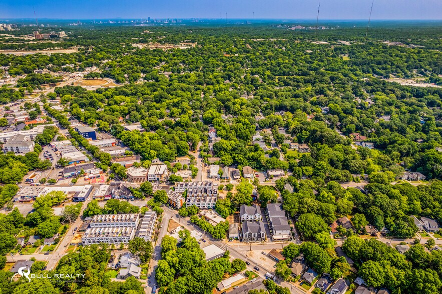 More Photos Of 1336 Glenwood Ave, Atlanta Restaurant For Sale