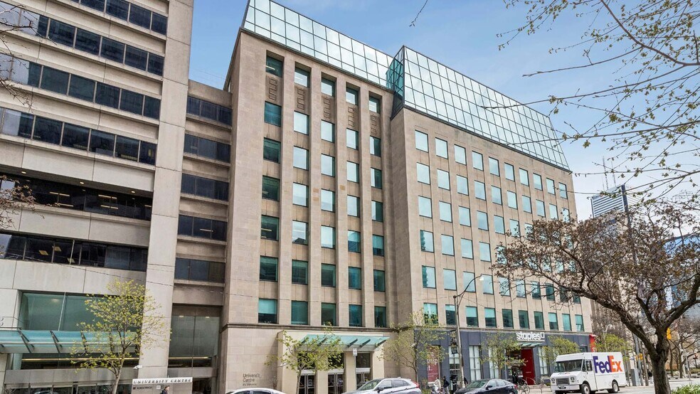 More Photos Of 375 University Ave, Toronto Office For Lease