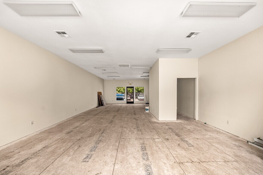 More Photos Of 209 S Old Pacific Hwy, Myrtle Creek Office For Sale