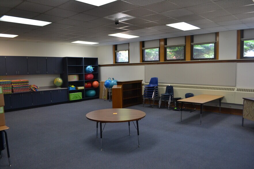 More Photos Of 500 N 4th Ave, Wausau Specialty For Sale