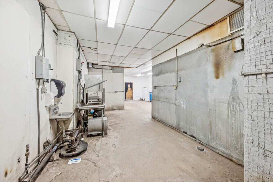 More Photos Of 242-244 E 79th St, New York Apartments For Lease