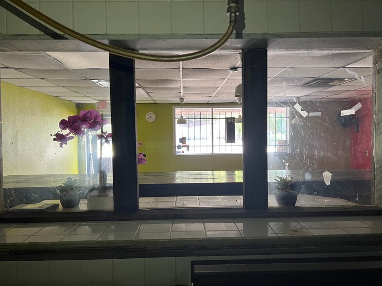 More Photos Of 2058 Edgewood Ave, Jacksonville Restaurant For Sale