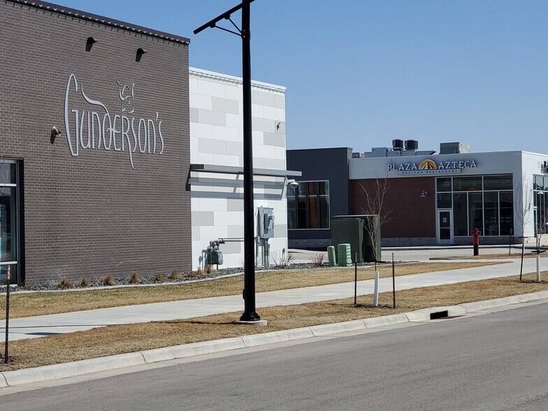More Photos Of 2633 55th St S, Fargo Apartments For Lease