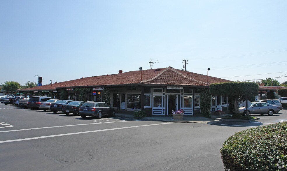 More Photos Of 20630 Patio Dr, Castro Valley Unknown For Lease