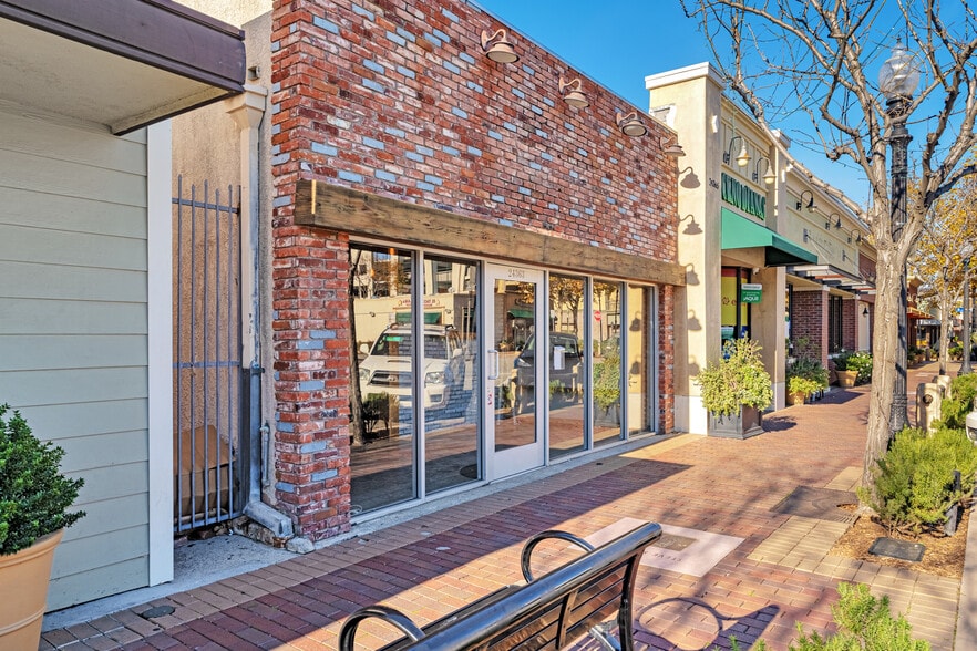 Primary Photo Of 24363 Main St, Santa Clarita Freestanding For Sale