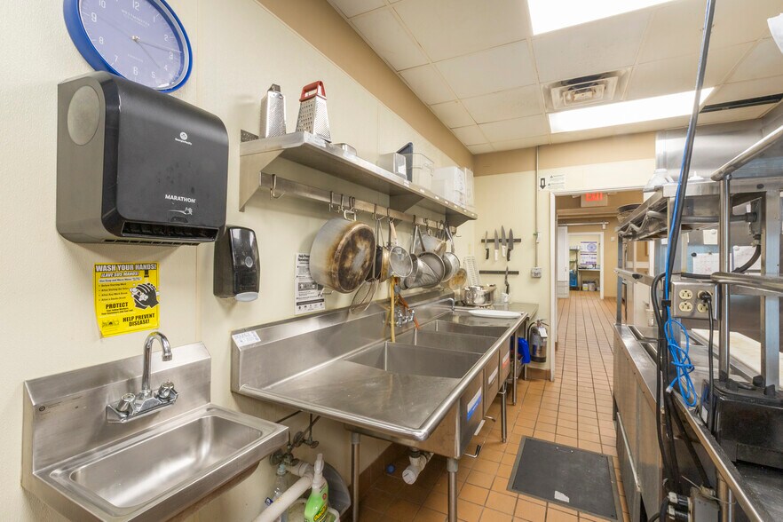 More Photos Of 151 E Church St, Anderson Hospitality For Sale