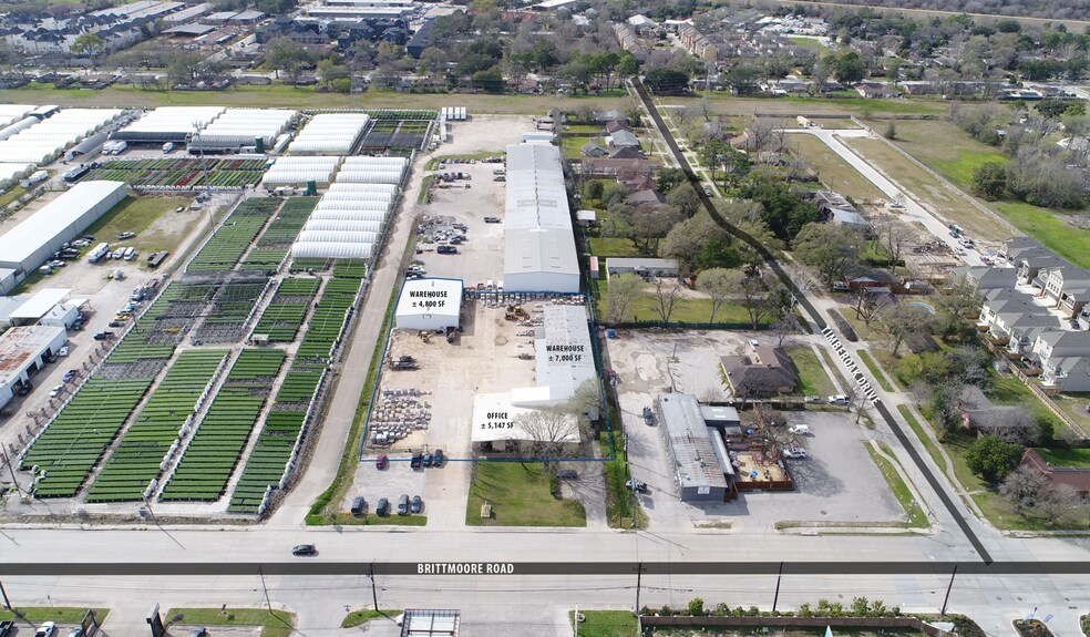 More Photos Of 1505 Brittmoore Rd, Houston Warehouse For Lease