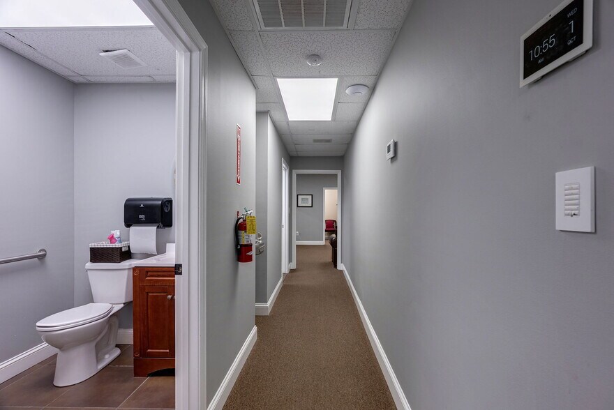 More Photos Of 328 Commerce Blvd, Bogart Warehouse For Sale