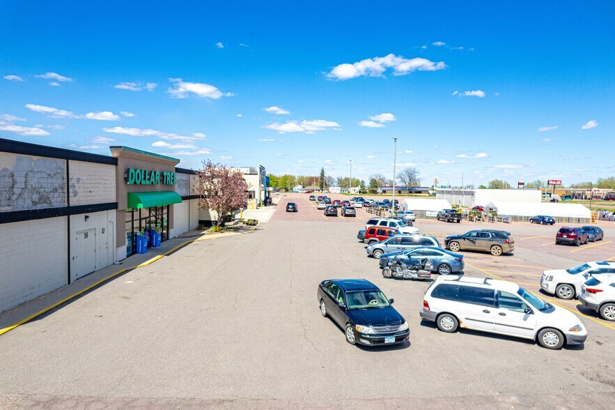 More Photos Of 308 S State St, Fairmont Freestanding For Sale