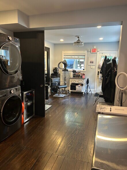 More Photos Of 4227 Main St, Philadelphia Storefront Retail Residential For Sale