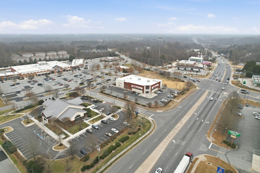 More Photos Of 4000 Battleground Ave, Greensboro Drugstore For Sale
