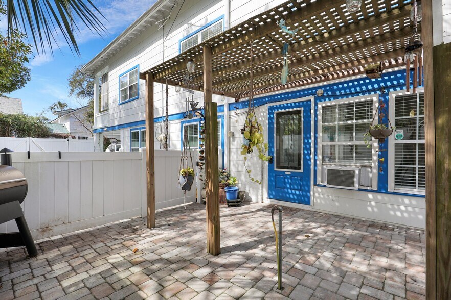 More Photos Of 24 Van Horne Ave, Tybee Island Hospitality For Sale