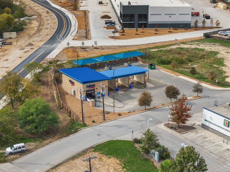 More Photos Of 7535 Bandera Rd, San Antonio Carwash For Sale