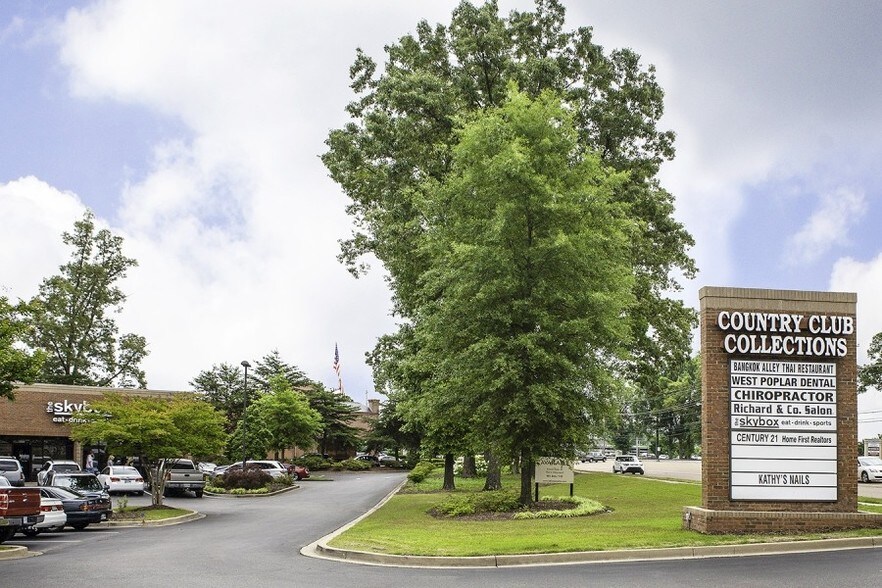 More Photos Of 2150 W Poplar Ave, Collierville Storefront Retail Office For Lease