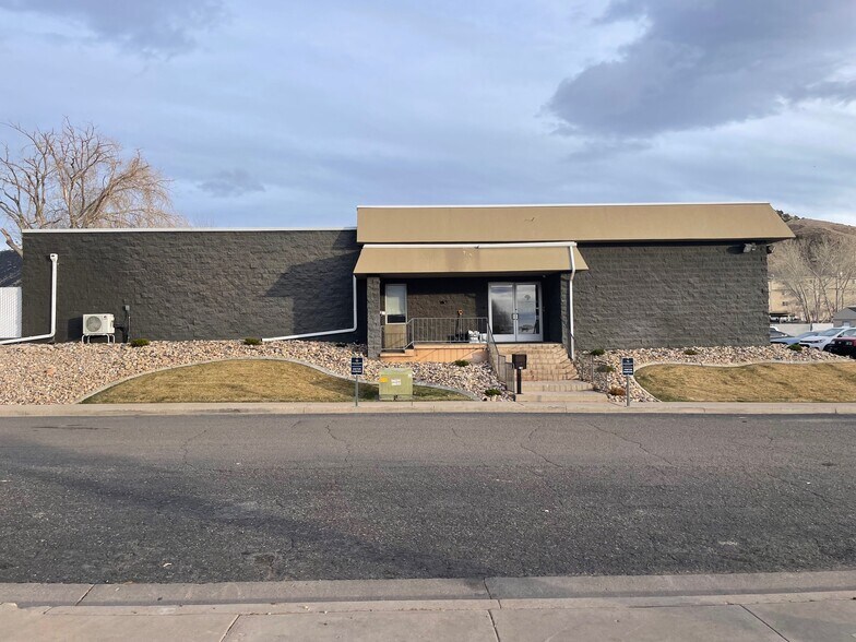 Primary Photo Of 246 E Fiddlers Canyon Rd, Cedar City Office For Sale