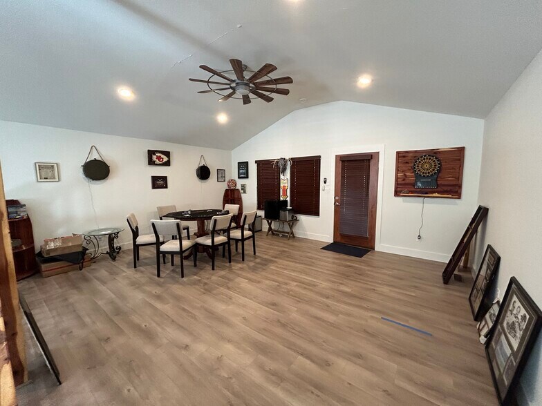 More Photos Of 141 County Road 851, Elizabeth Hotel For Sale