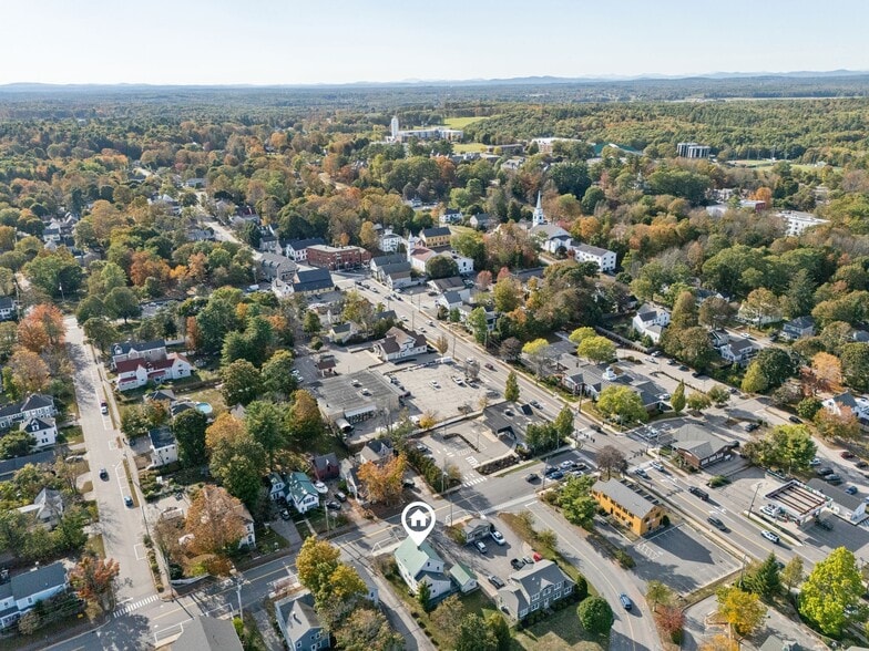 More Photos Of 10 Elm St, Gorham Office For Sale