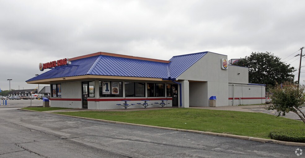 More Photos Of 2853 S Richey St, Houston Unknown For Lease