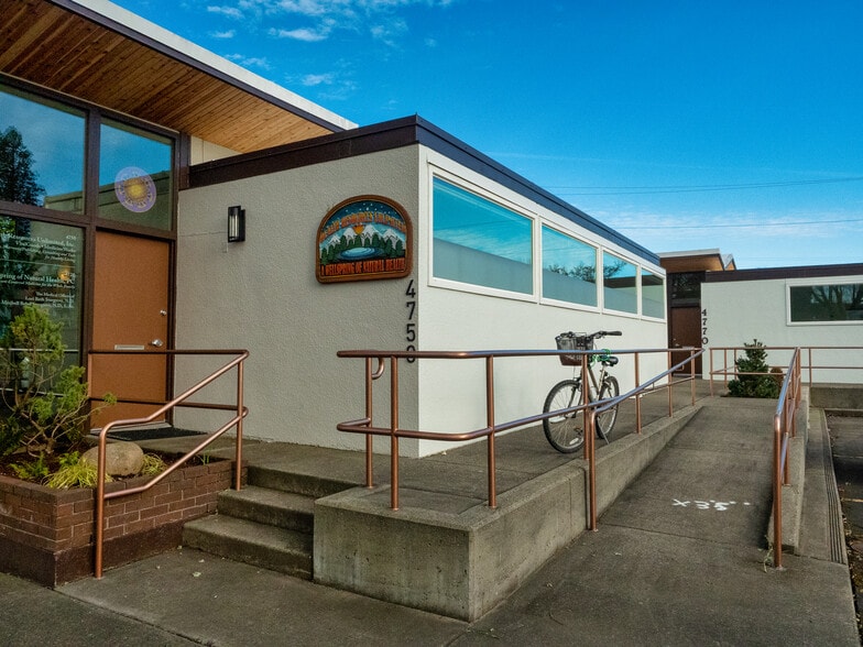 More Photos Of 4720-4790 SW Watson Ave, Beaverton Medical For Lease