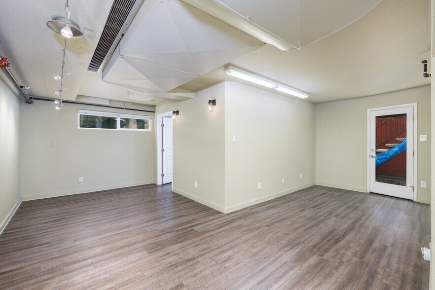 More Photos Of 436-440 Center St, Healdsburg Storefront Retail Residential For Sale