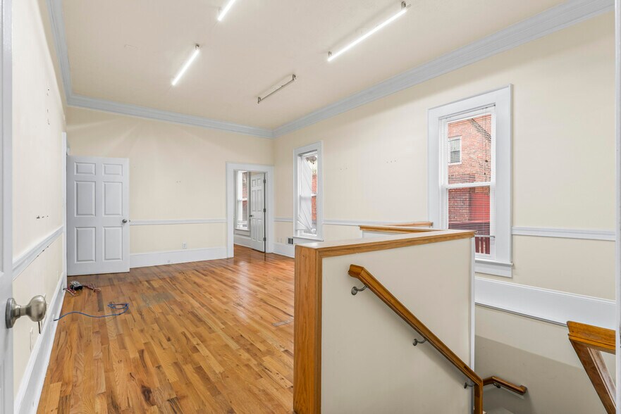 More Photos Of 4953 Presidents Way, Tucker Loft Creative Space For Sale
