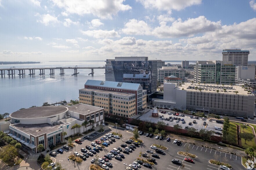 More Photos Of 245 Riverside Ave, Jacksonville Coworking Space