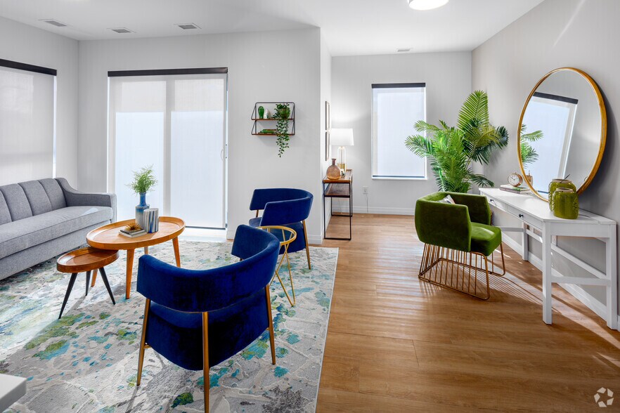 More Photos Of 66 Weber St E, Kitchener Apartments For Lease