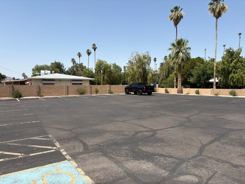 More Photos Of 3334 E Indian School Rd, Phoenix Medical For Sale