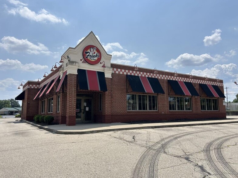 Primary Photo Of 1575 W Galbraith Rd, Cincinnati Restaurant For Sale