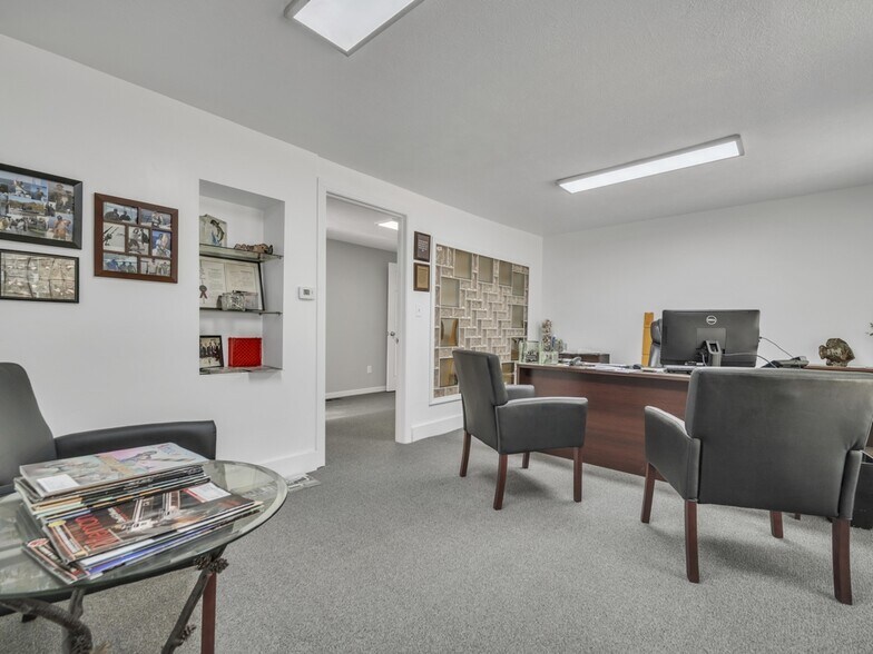 More Photos Of 4018 12th St NW, Canton Light Manufacturing For Sale