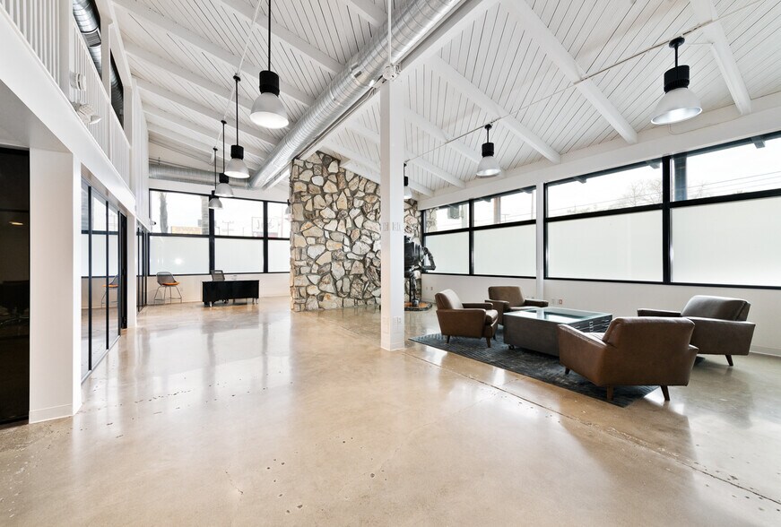 More Photos Of 845 Lincoln Blvd, Venice Office For Lease