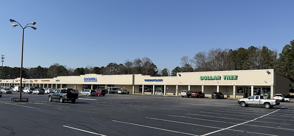 More Photos Of 5265 Lawrenceville Hwy NW, Lilburn Storefront For Lease