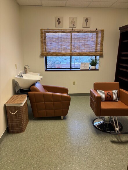 More Photos Of 1225 S Main St, Greensburg Medical For Lease