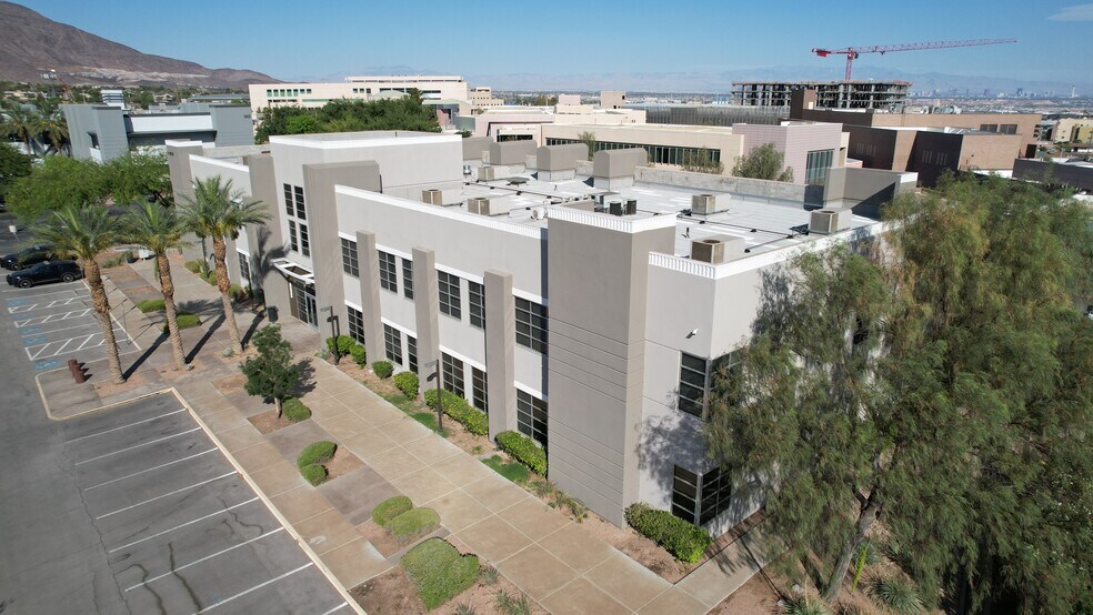 More Photos Of 311 S Water St, Henderson Office For Lease