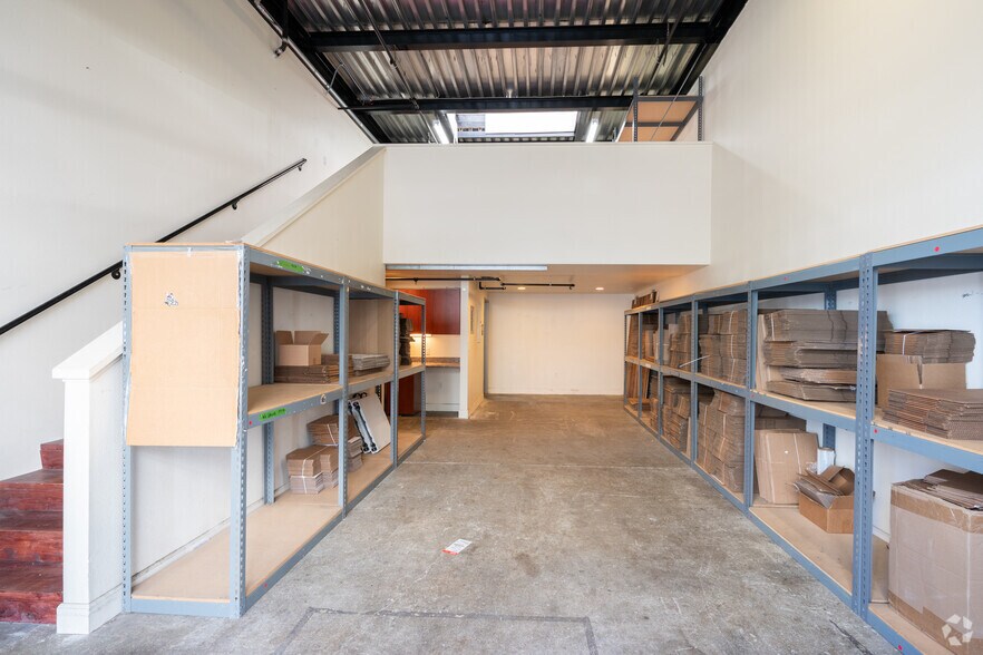 More Photos Of 1940 Union St, Oakland Warehouse For Lease