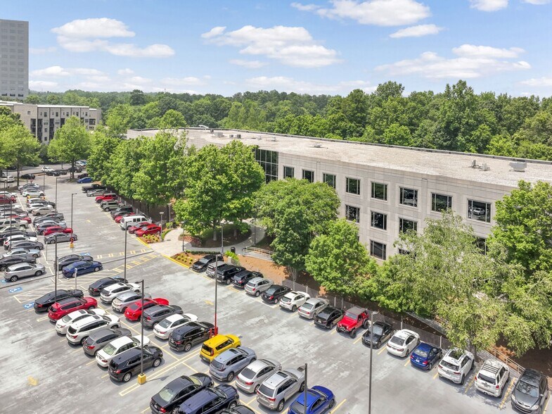 More Photos Of 4100 Wildwood Pky, Atlanta Unknown For Lease
