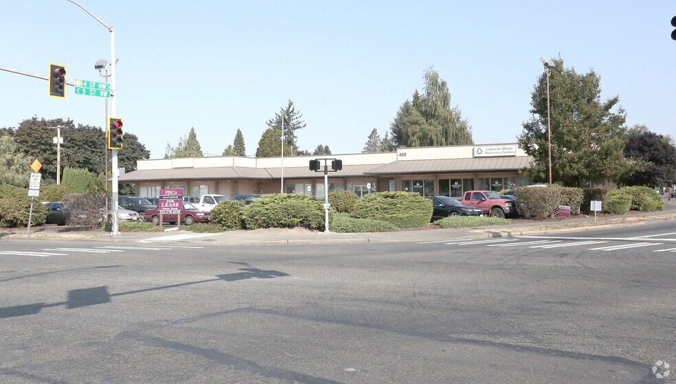 More Photos Of 405 W Stewart Ave, Puyallup Freestanding For Sale