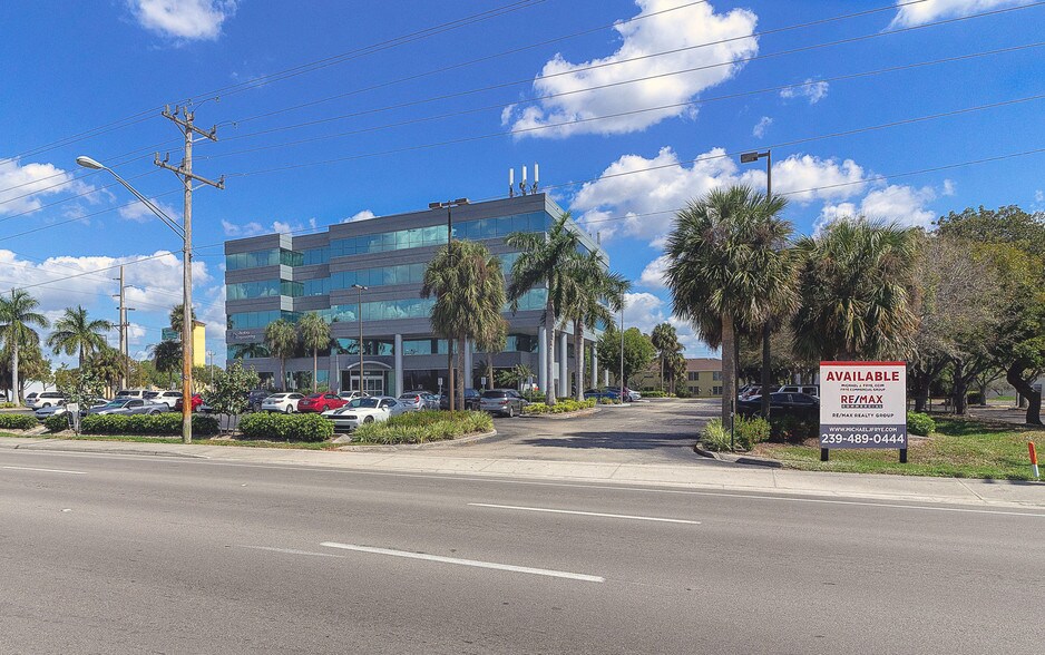 More Photos Of 2503 Del Prado Blvd S, Cape Coral Medical For Lease