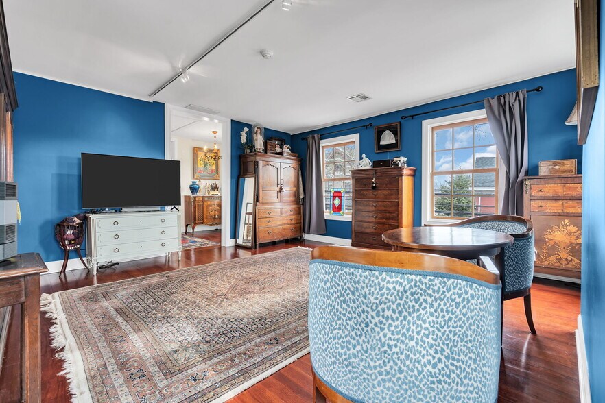 More Photos Of 137 Stockton St, Hightstown Flex For Sale