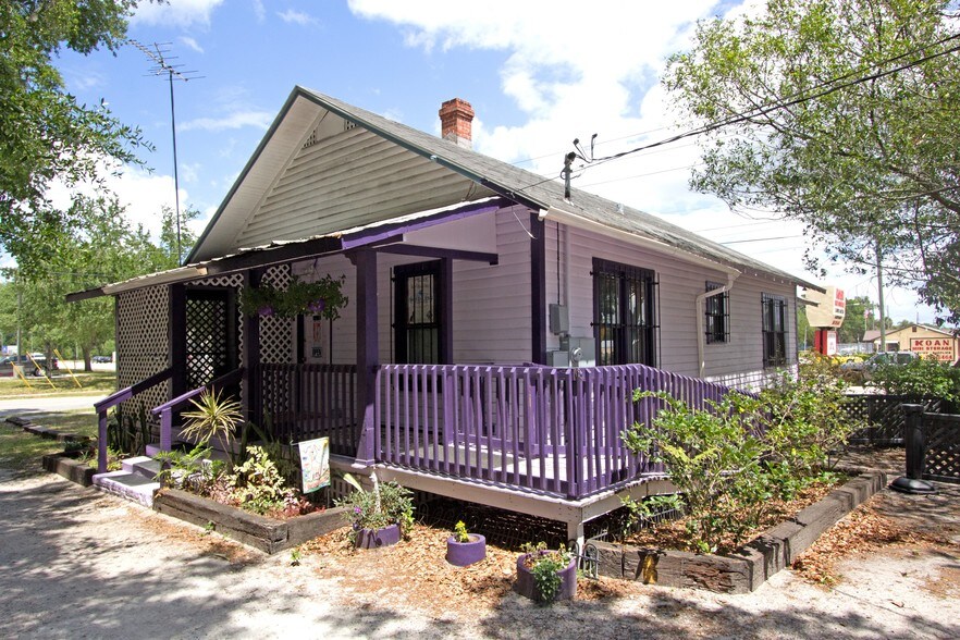 More Photos Of 490 N Spring Garden Ave, Deland Freestanding For Sale