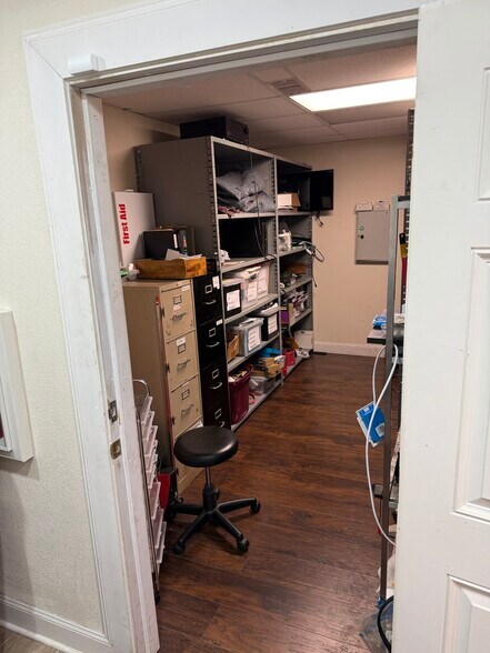 More Photos Of 3816-3820 Grand Blvd, New Port Richey Unknown For Lease