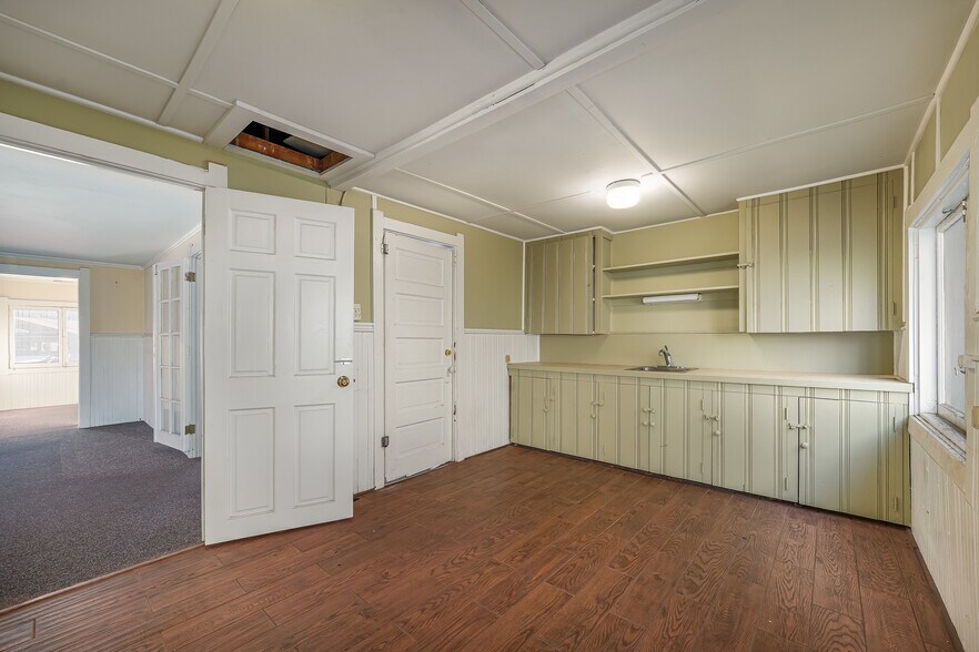 More Photos Of 28235 Hwy 74, Evergreen Loft Creative Space For Sale