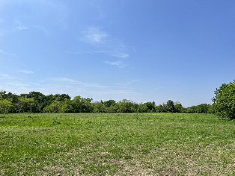 Primary Photo Of 3419 S 3rd St, Waco Land For Sale