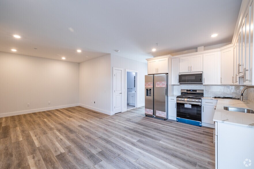 More Photos Of 141-147 Crooks Ave, Paterson Apartments For Lease